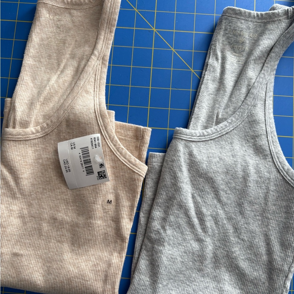 AEO Boyfriend Scoop Neck Ribbed Tank Tops in Beige and Gray